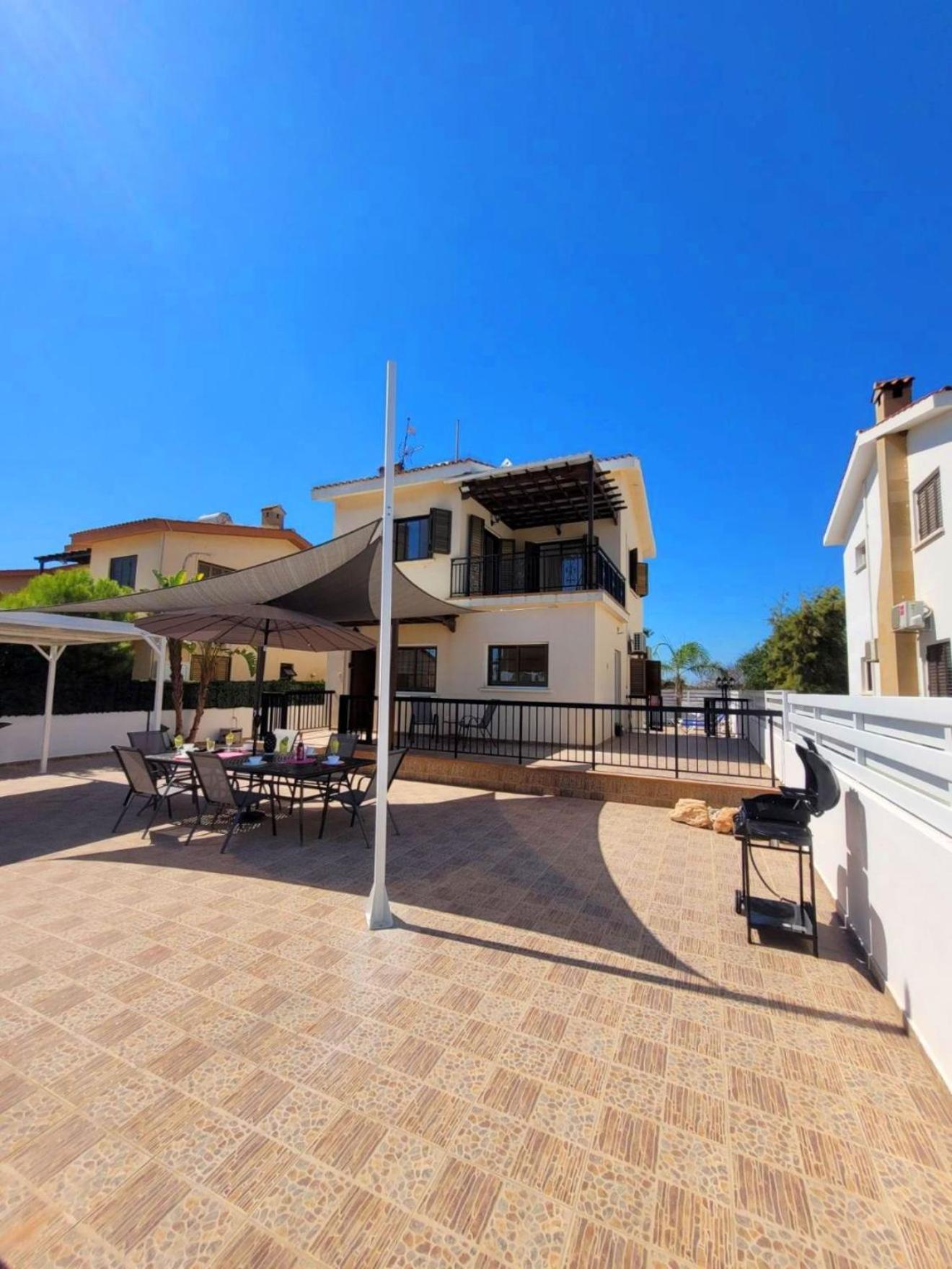 Marina Luxury - Pearl Айя-Напа